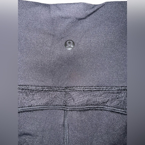 Lululemon EUC Wunder Under Crop Black Lace - Picture 6 of 11
